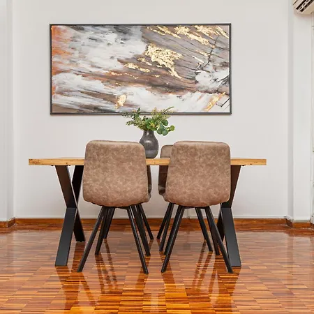 Apartment Cozy 3 Bedroom Flat Center *