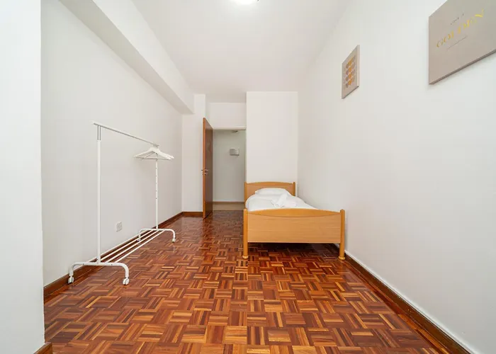 Cozy 3 Bedroom Flat Center アパート ニコシア